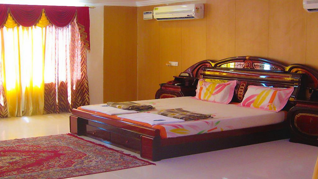 Hotel Sri Saravana Rameshwaram Ngoại thất bức ảnh