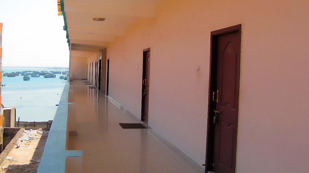 Hotel Sri Saravana Rameshwaram Ngoại thất bức ảnh